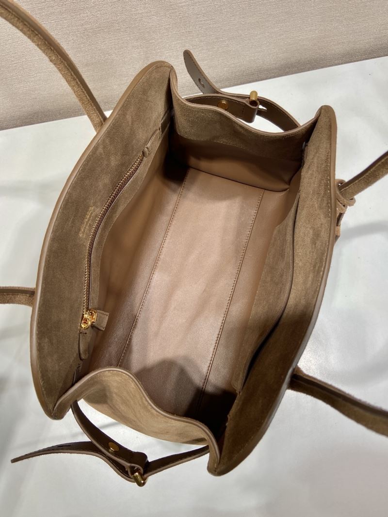 Pra*a tote bags